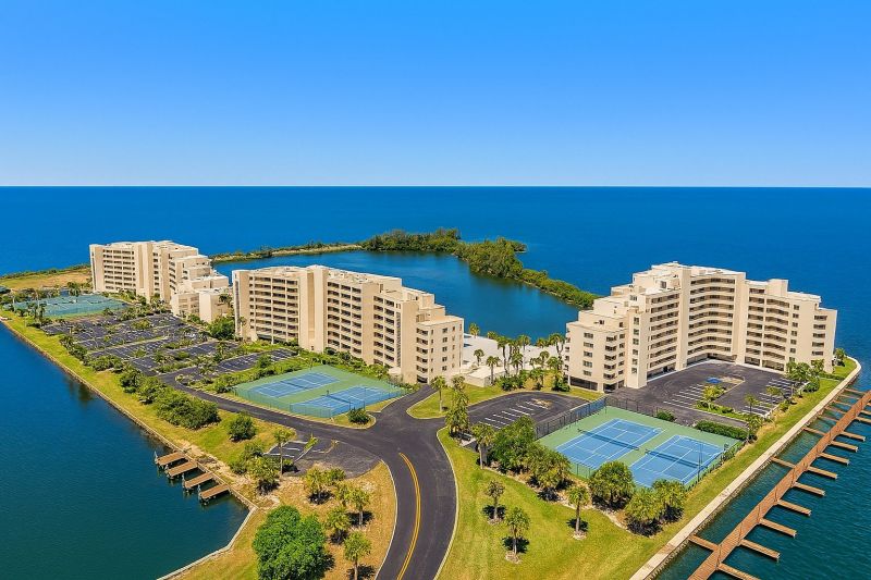 Best Tub To Shower Conversion pros in Hudson, FL